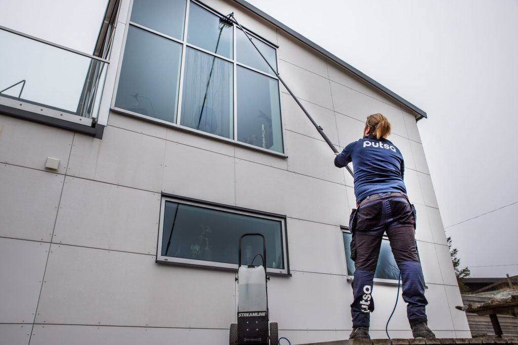 Proffsputsning med ultrarent vatten